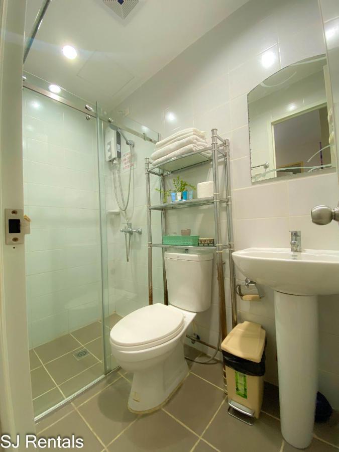2 Bedroom Condo @ Midpoint Residences W/ City View Mandaue City Ngoại thất bức ảnh